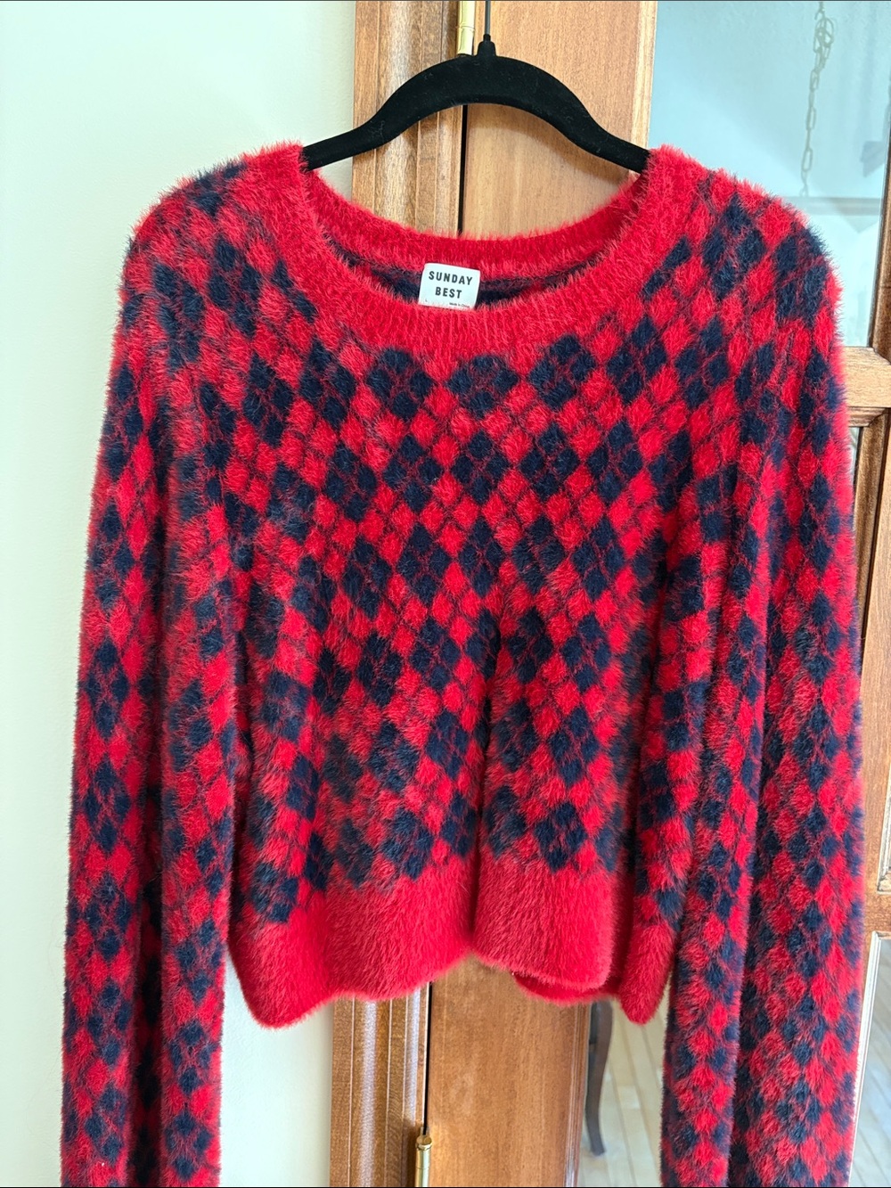 Aritzia Sunday Best "Kitten" Cropped Sweater size large
